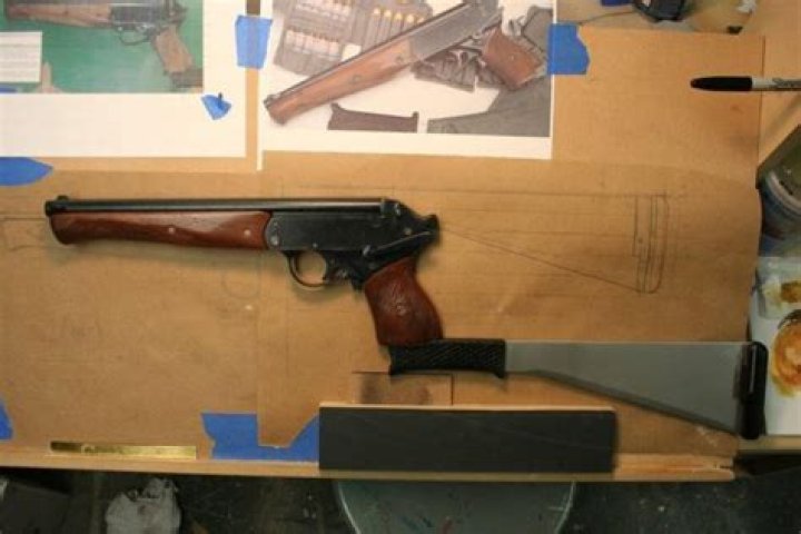 Do Cosmonauts carry guns?