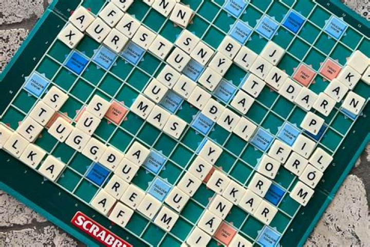 Is fakir a scrabble word?