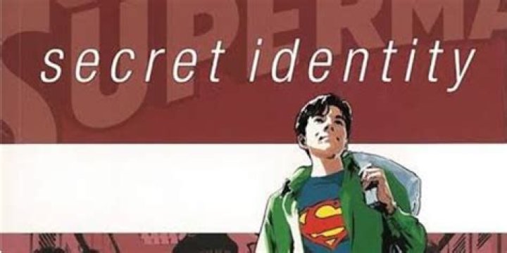 Is superman's identity a secret?