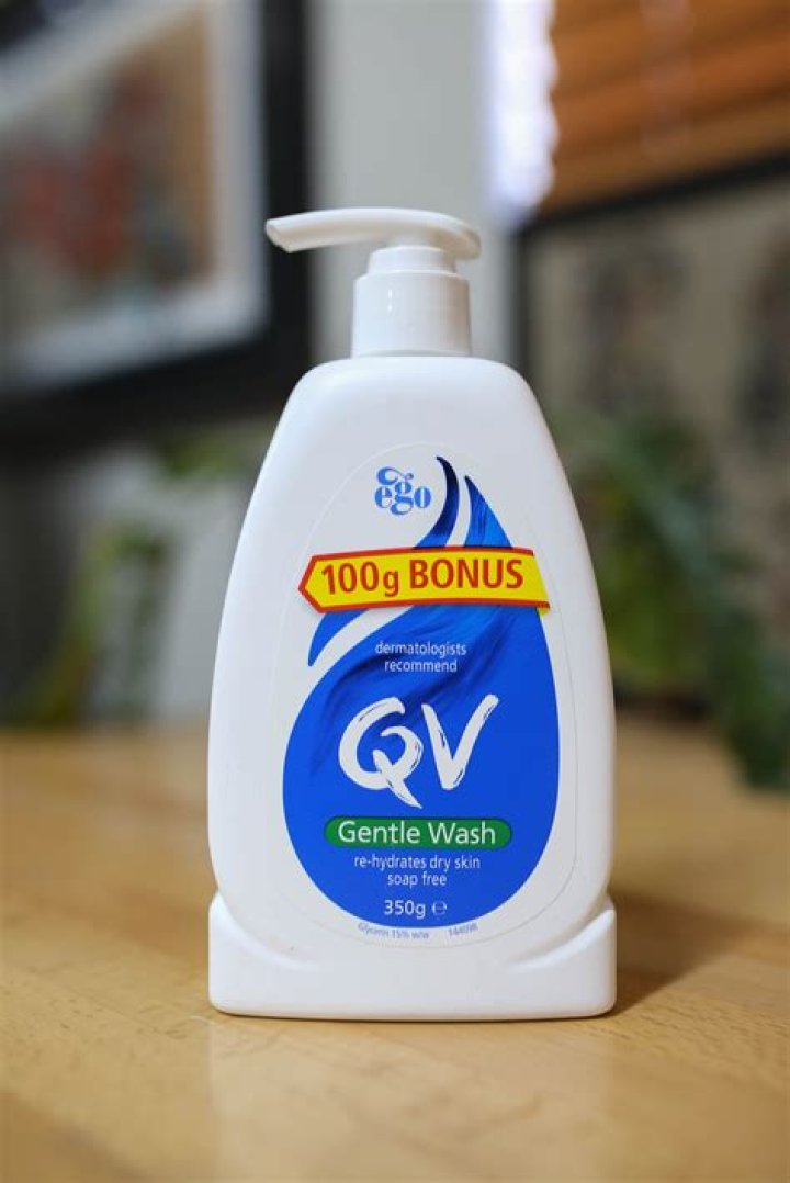 What is QV gentle wash for?