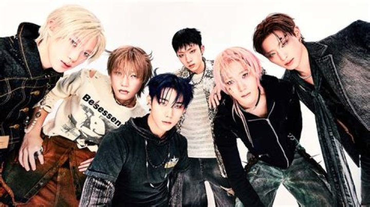When was SHINee's last comeback?