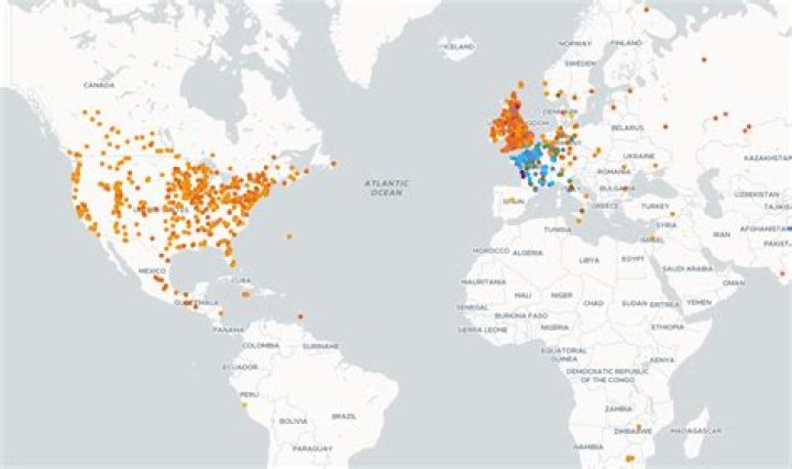 Where does eisoptrophobia come from?