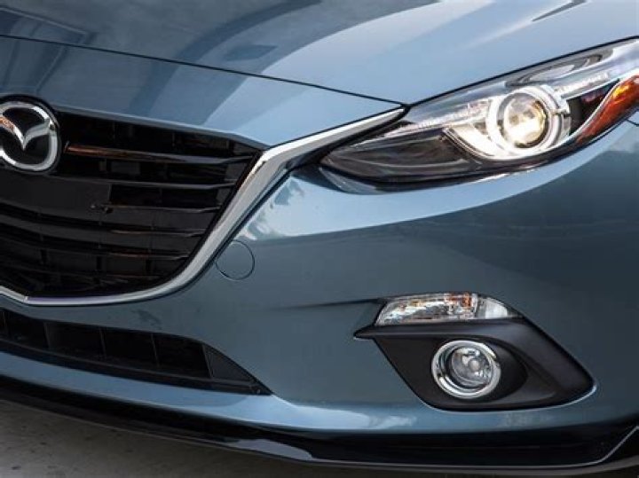 Which cars have adaptive headlights?