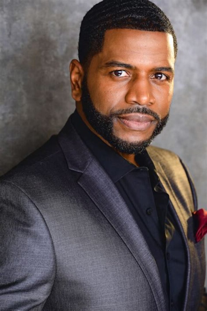 Whos replacing jimmie johnson?